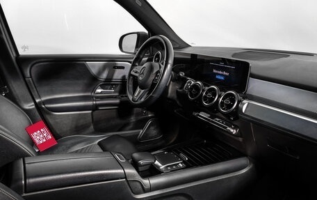 Mercedes-Benz GLB, 2020 год, 2 590 000 рублей, 13 фотография