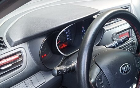 KIA Rio III рестайлинг, 2014 год, 985 000 рублей, 2 фотография
