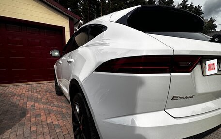 Jaguar E-Pace, 2018 год, 2 650 000 рублей, 18 фотография