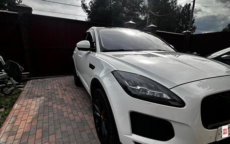 Jaguar E-Pace, 2018 год, 2 650 000 рублей, 17 фотография
