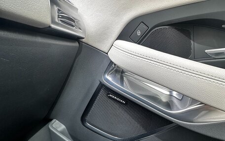 Jaguar E-Pace, 2018 год, 2 650 000 рублей, 25 фотография