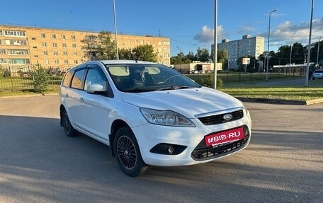 Ford Focus II рестайлинг, 2010 год, 550 000 рублей, 3 фотография