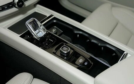 Volvo XC60 II, 2026 год, 8 600 000 рублей, 16 фотография