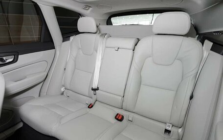Volvo XC60 II, 2026 год, 8 600 000 рублей, 18 фотография