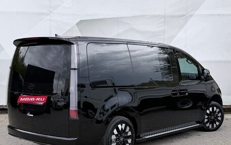 Hyundai Staria, 2024 год, 9 800 000 рублей, 6 фотография