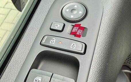 Hyundai Staria, 2024 год, 9 800 000 рублей, 13 фотография