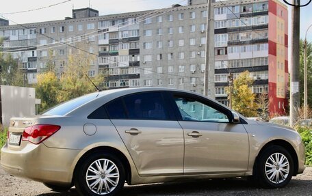 Chevrolet Cruze II, 2009 год, 460 000 рублей, 4 фотография