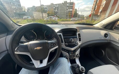 Chevrolet Cruze II, 2009 год, 460 000 рублей, 9 фотография