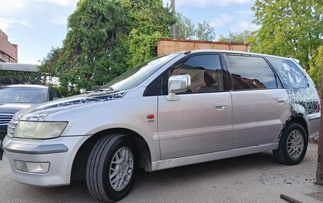 Mitsubishi Space Wagon III, 2002 год, 335 000 рублей, 3 фотография