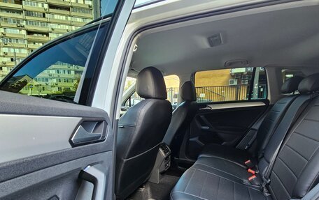 Volkswagen Tiguan II, 2020 год, 2 505 000 рублей, 18 фотография