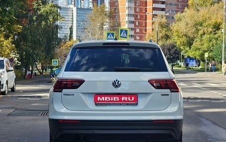 Volkswagen Tiguan II, 2020 год, 2 505 000 рублей, 20 фотография