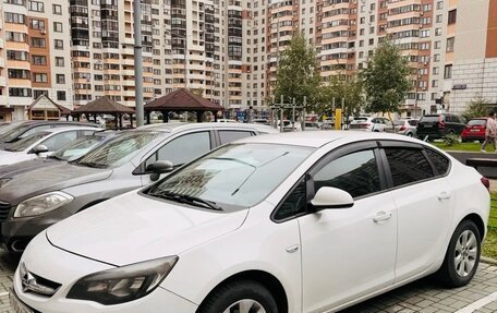 Opel Astra J, 2014 год, 840 000 рублей, 2 фотография