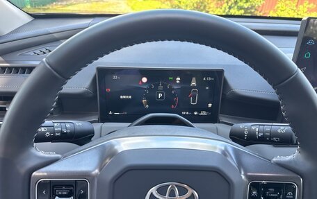 Toyota RAV4, 2026 год, 3 950 000 рублей, 36 фотография