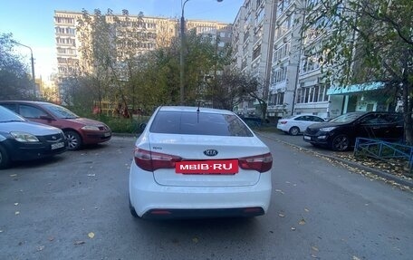 KIA Rio III рестайлинг, 2014 год, 1 000 000 рублей, 2 фотография