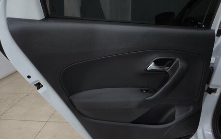 Volkswagen Polo VI (EU Market), 2014 год, 630 000 рублей, 17 фотография