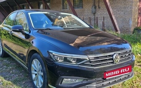 Volkswagen Passat B8 рестайлинг, 2020 год, 2 630 000 рублей, 3 фотография
