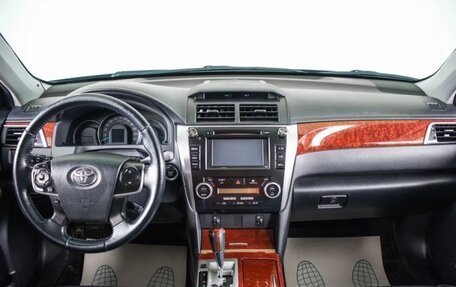 Toyota Camry, 2013 год, 1 600 000 рублей, 4 фотография