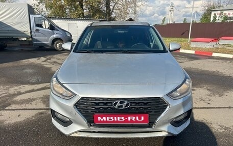 Hyundai Solaris II рестайлинг, 2018 год, 690 000 рублей, 1 фотография