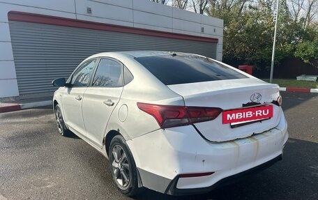 Hyundai Solaris II рестайлинг, 2018 год, 690 000 рублей, 10 фотография