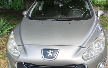 Peugeot 308 II, 2011 год, 680 000 рублей, 2 фотография