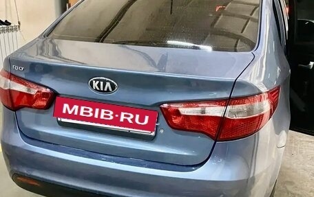 KIA Rio III рестайлинг, 2013 год, 450 000 рублей, 2 фотография