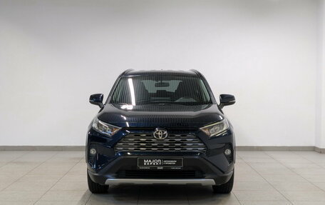 Toyota RAV4, 2020 год, 3 170 000 рублей, 2 фотография