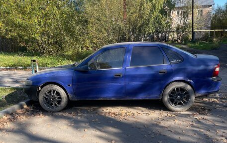 Opel Vectra B рестайлинг, 1996 год, 95 000 рублей, 3 фотография