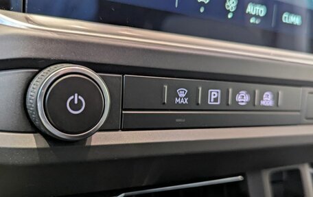 Volkswagen Caravelle, 2025 год, 10 490 000 рублей, 17 фотография
