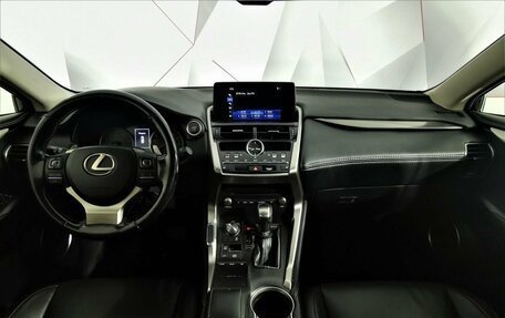 Lexus NX I, 2017 год, 2 445 000 рублей, 13 фотография