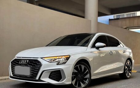 Audi A3, 2023 год, 2 355 000 рублей, 1 фотография