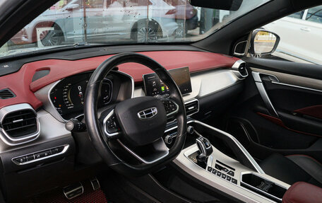 Geely Coolray I, 2022 год, 1 800 000 рублей, 12 фотография
