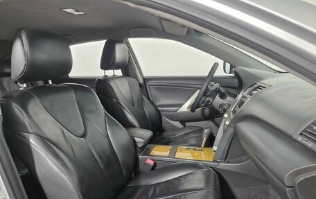 Toyota Camry, 2007 год, 730 000 рублей, 11 фотография