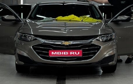 Chevrolet Malibu IX, 2022 год, 1 650 000 рублей, 1 фотография