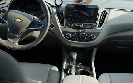 Chevrolet Malibu IX, 2022 год, 1 650 000 рублей, 18 фотография