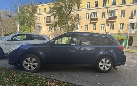 Subaru Outback IV рестайлинг, 2010 год, 940 000 рублей, 3 фотография