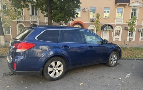 Subaru Outback IV рестайлинг, 2010 год, 940 000 рублей, 2 фотография