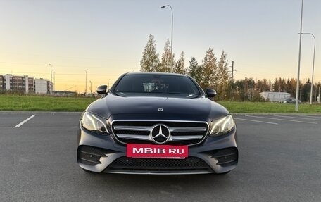 Mercedes-Benz E-Класс, 2019 год, 3 500 000 рублей, 5 фотография