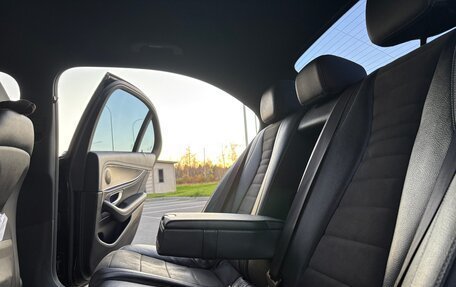 Mercedes-Benz E-Класс, 2019 год, 3 500 000 рублей, 16 фотография