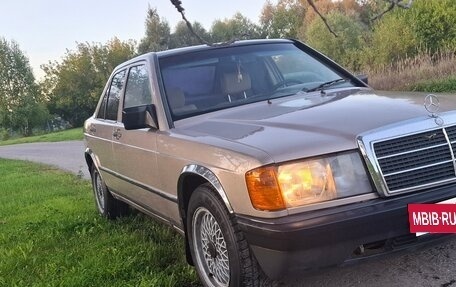 Mercedes-Benz 190 (W201), 1985 год, 372 000 рублей, 2 фотография