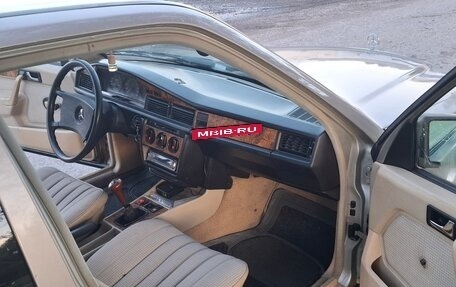 Mercedes-Benz 190 (W201), 1985 год, 372 000 рублей, 11 фотография