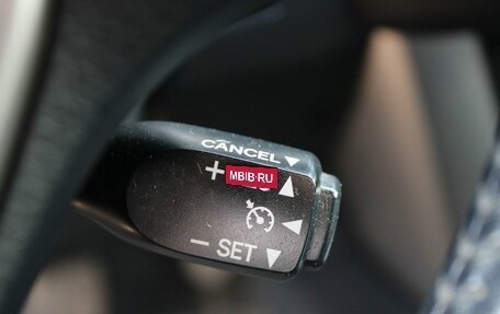 Toyota RAV4, 2017 год, 2 759 000 рублей, 14 фотография