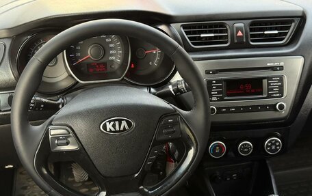 KIA Rio III рестайлинг, 2015 год, 780 000 рублей, 13 фотография