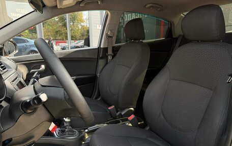 KIA Rio III рестайлинг, 2015 год, 780 000 рублей, 25 фотография