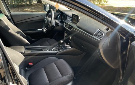 Mazda 6, 2017 год, 1 600 000 рублей, 11 фотография