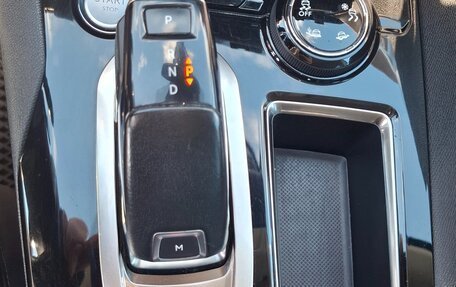 Peugeot 3008 II, 2018 год, 1 720 000 рублей, 13 фотография