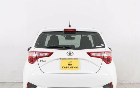 Toyota Vitz, 2017 год, 899 000 рублей, 6 фотография