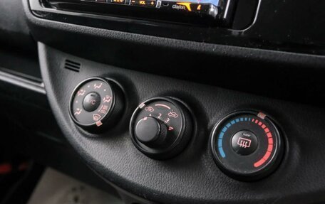 Toyota Vitz, 2017 год, 899 000 рублей, 16 фотография