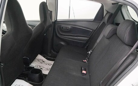 Toyota Vitz, 2017 год, 899 000 рублей, 20 фотография