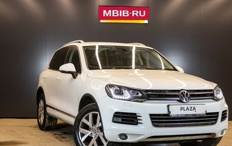 Volkswagen Touareg III, 2013 год, 2 390 000 рублей, 2 фотография