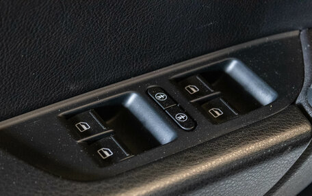 Volkswagen Touareg III, 2013 год, 2 390 000 рублей, 9 фотография